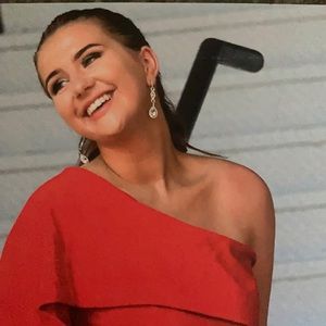 Meet your Posher, Nina